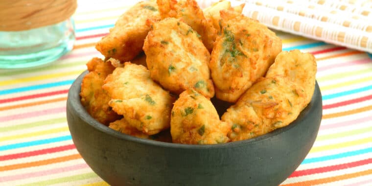 bolinho de arroz com farinha de mandioca