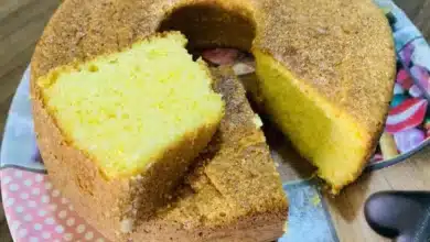 Bolo De Flocão Com Creme De Leite