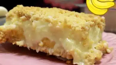 Torta de Banana Cremosa com Farofa Crocante