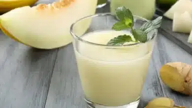 Suco detox de melão com gengibre