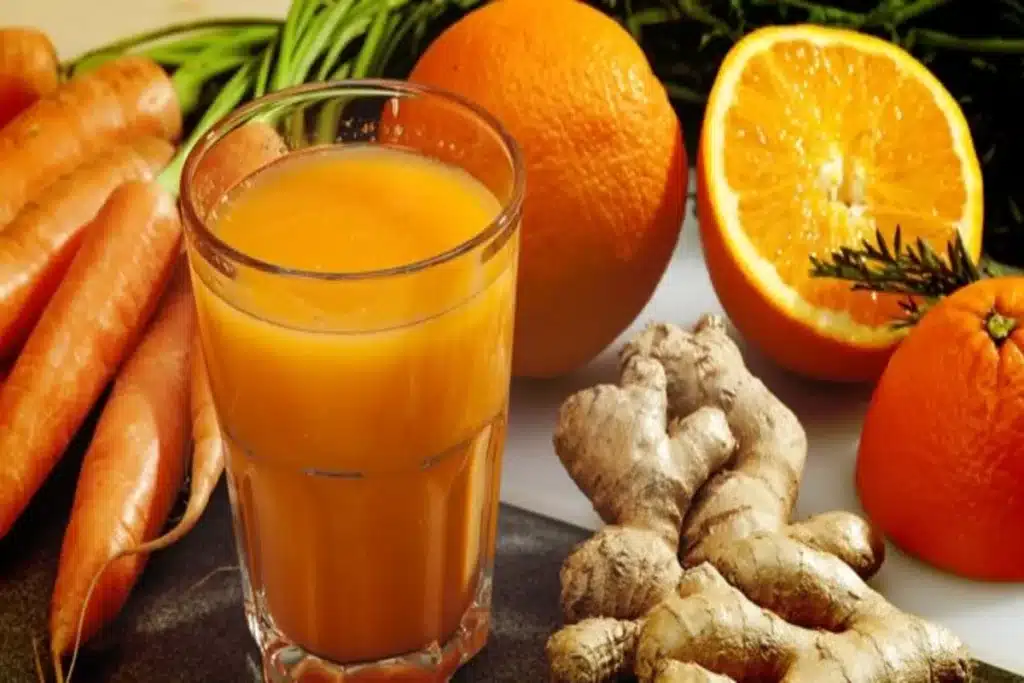 Suco detox com laranja