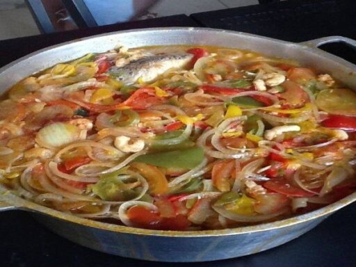 Moqueca de Peixe: Sabor do Litoral Brasileiro em Sua Mesa