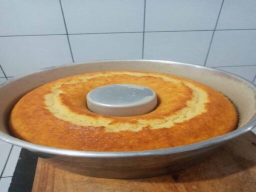 Bolo de Laranja SUPER Fofo: Fica Tão Macio que Parece uma Esponja!